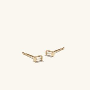 ISO ONE Mejuri Baguette Diamond Stud